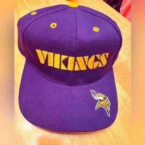 NWT VTG Minnesota Vikings Hat Fitted 7 1/8" Twins Enterprise Deadstock 90s Cap